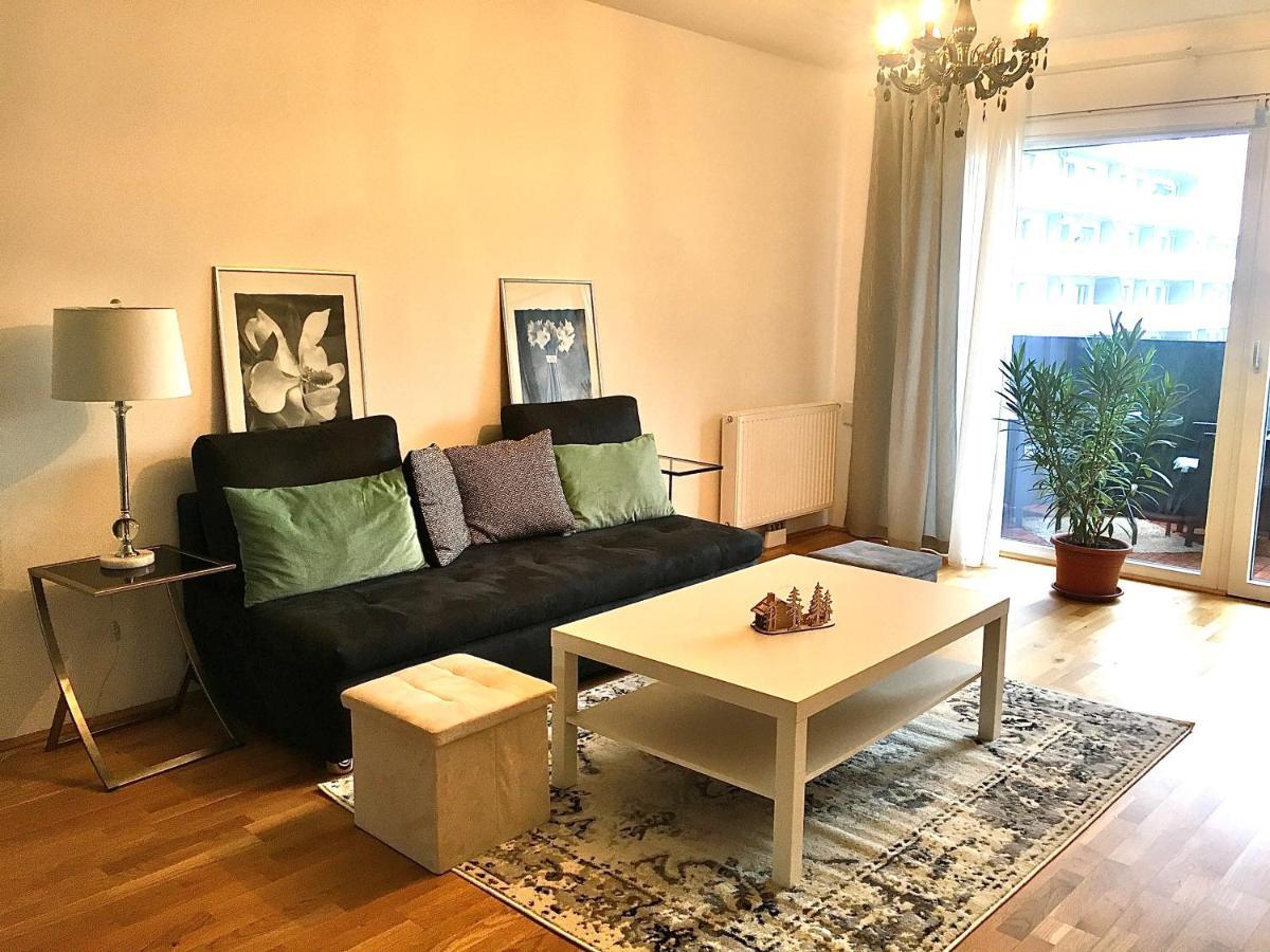 Apartment 2 Bedroom Next To Metro U1 And Pr Garage *